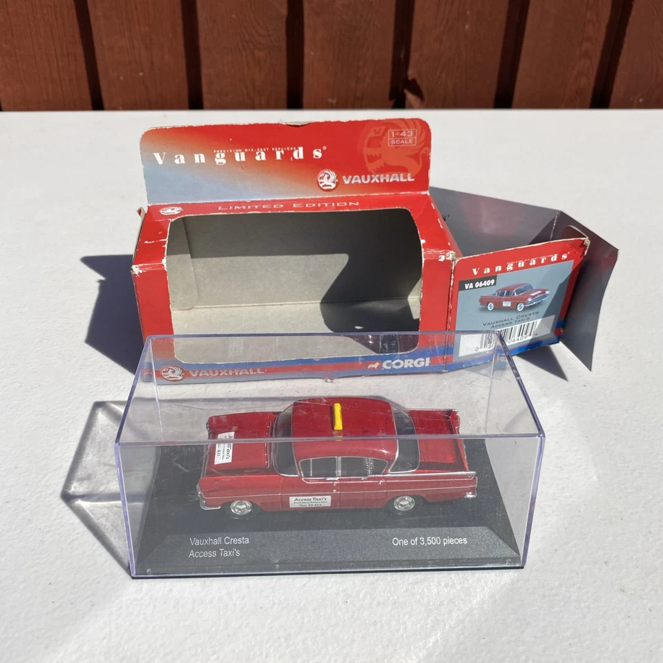 Vanguards Corgi 1:43 Scale Vauxhall Cresta Access Taxis VA06409 - Image 3 of 4