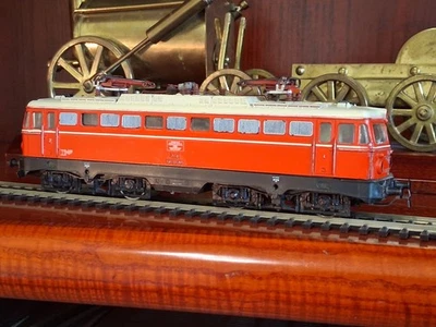 LILIPUT LOCOMOTORA ELÉCTRICA ÖBB S/ 1042.ESCALA HO. - Imagen 1 de 4