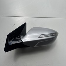 Hyundai I40 DRIVERS WING MIRROR Silver 023588 8 WIRES  POWER/FOLD 2011-2016