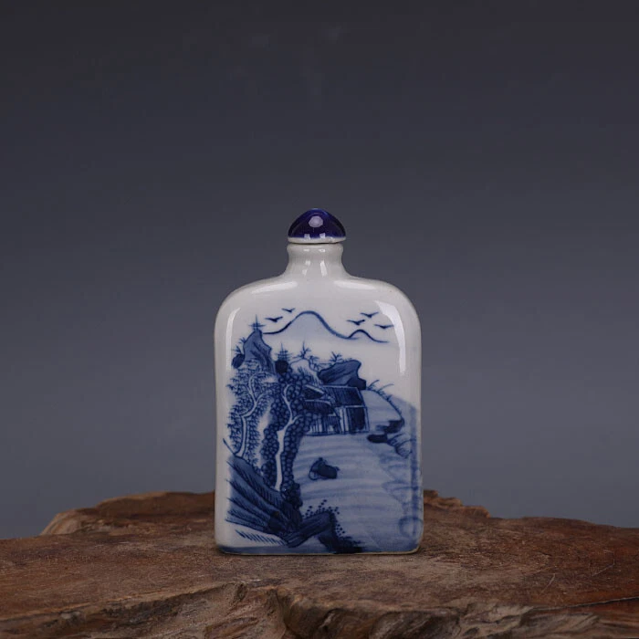 25+ Blue Porcelain & Pottery Antique Chinese Snuff Bottles for