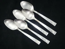Stanhome Stainless Oneida Ltd. Cobblestone Daffodil Teaspoon set of 5. 6" Long