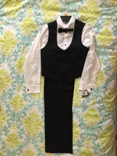 NWT Van Heusen Boy's 4pc Suit Set - Shirt, Vest, Pants, Bow Tie Size 14