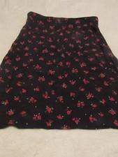 Brandy Melville Black/Red Floral Skirt One Size USED