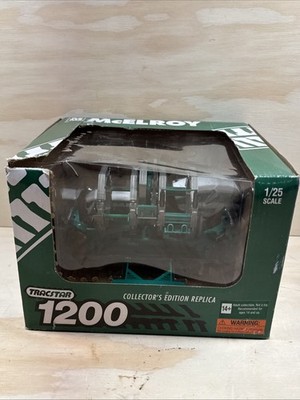 McElroy TracStar 1200 Pipe Fusion Machine 1/25th Scale Model, Collectors Edition