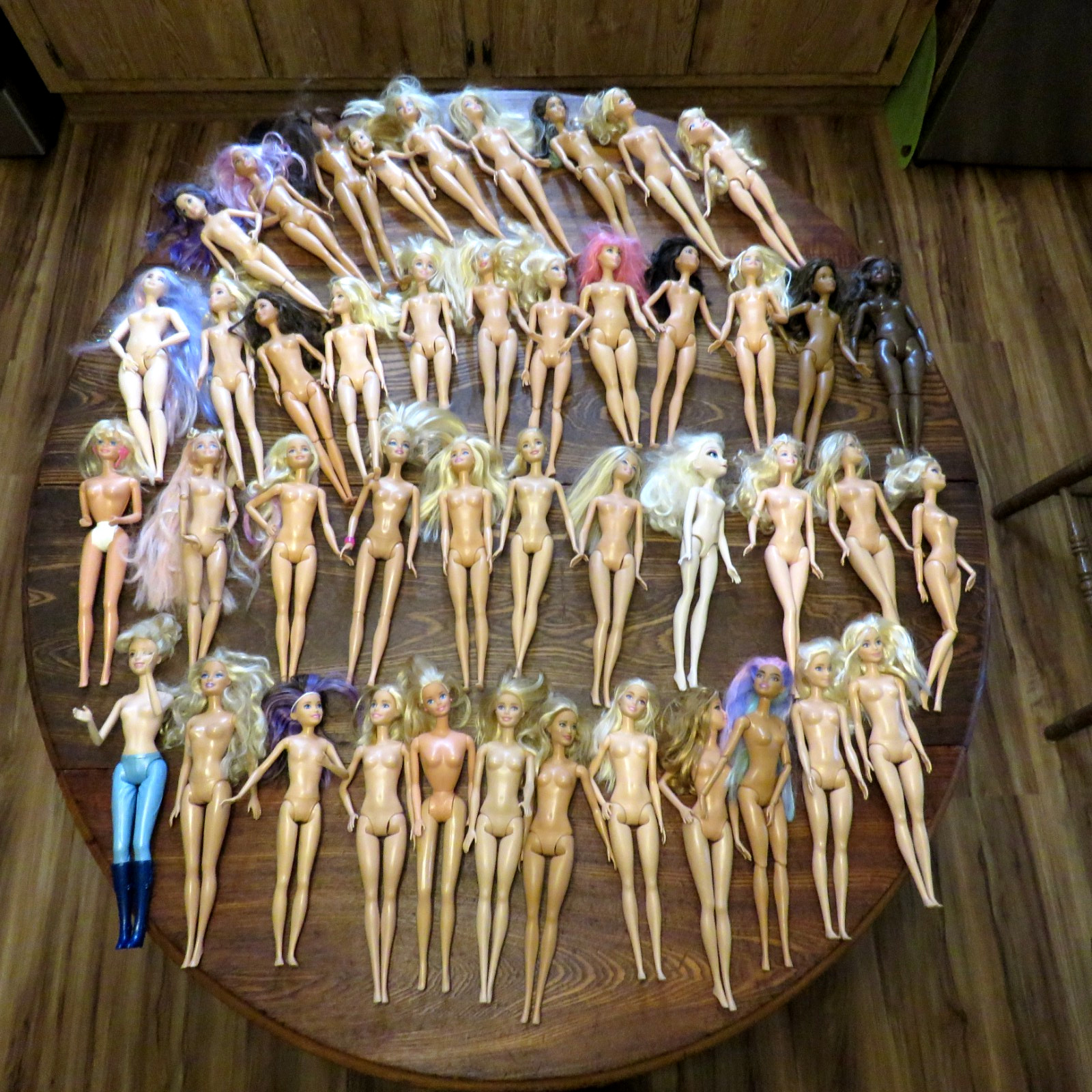 Huge Lot Of 44 Most Vintage Nude Mattel 1 Frozen Several Ext