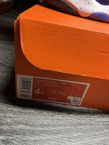 Nike Team Hustle D 11 (GS) Hyper Royal/White Boy's Sneakers - Size 4Y NWB DV8994 - Picture 2 of 10