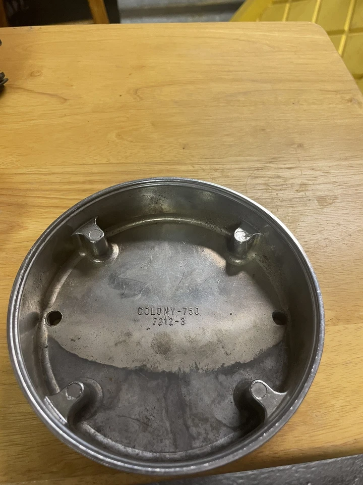 Finned Points Right Engine Cover 1969-1978 Honda CB750 - Image 3 of 4