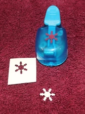 EK Success Paper Punch - Snowflake Whale Tail