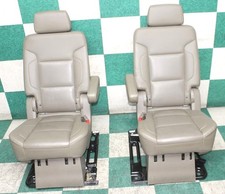 18 Gm Suv Lwb Tan Leather Heated Rear Second 2nd Row Captains Bucket Seats Pair 18 Gm Suv Lwb Tan Leather Heated Rear Second 2nd Row Captains Bucket Seats Pair