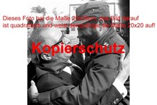 A39 Erich Honecker Generalsekret&auml;r ZK SED DDR Fidel Castro Kuba Foto 20x30