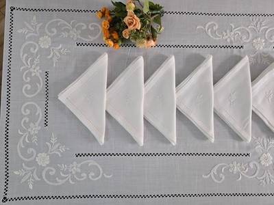 Elegante handbestickte Tischdecke aus Leinenmischung 12-Sitzer große Größe 175x355 cm