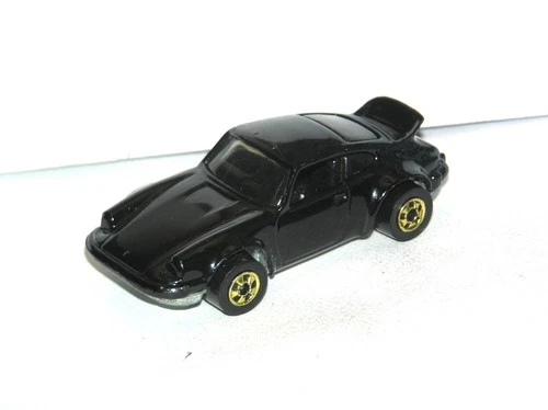 Vintage Hot Wheels Blackwall P-911 Porsche **WHITE LIGHT SPECIAL**