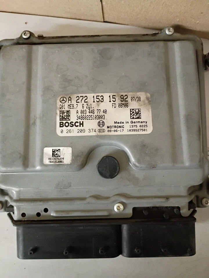 Módulo de controle de motor 10-15 Mercedes-Benz GLK350 ECU ECM ECU A 272 153 15 92 - Imagem 2 de 4