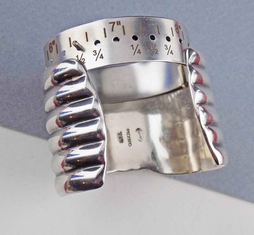 Brazalete Taxco Vintage Acanalado Plata de Ley, 6.5" Max Muñeca, TN-01, 75.2g - Imagen 9 de 9
