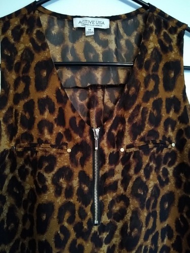ACTIVE USA Woman's Leopard Med Semi 