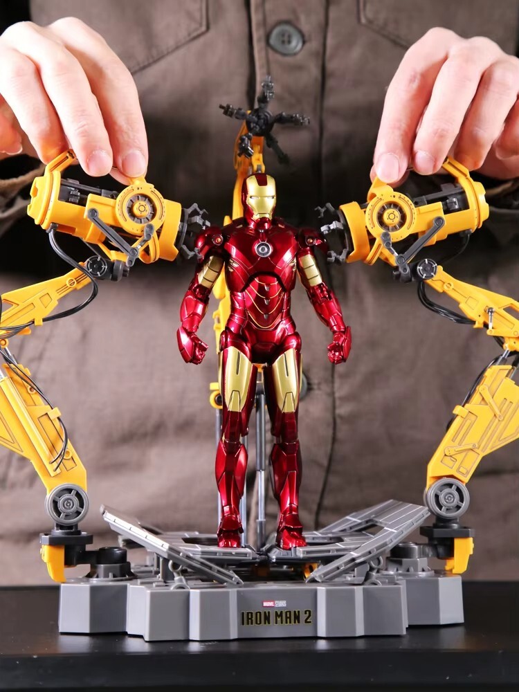 ZDtoys アイアンマン マーク4 MK4 Suit-up Gantry ZD Toys Gantry Iron Man MK4 with Suit-up Model Toy Action Figure
