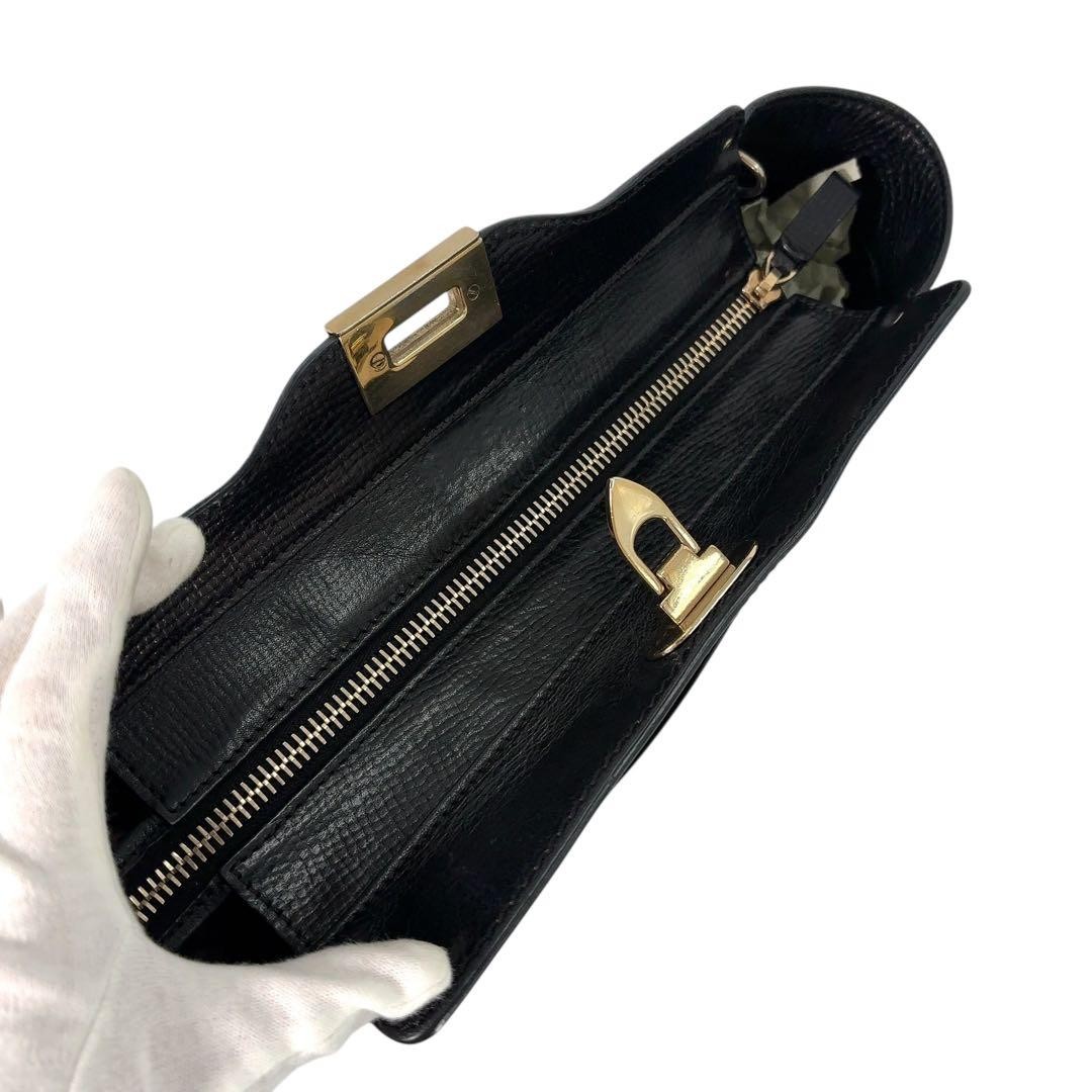 Valentino Garavani 2Way Rockstud Leather Handbag Black AA Condition Japan thumbnail 13