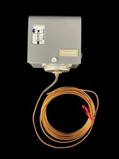Possibly Honeywell Manual Reset Temperature Limit Switch