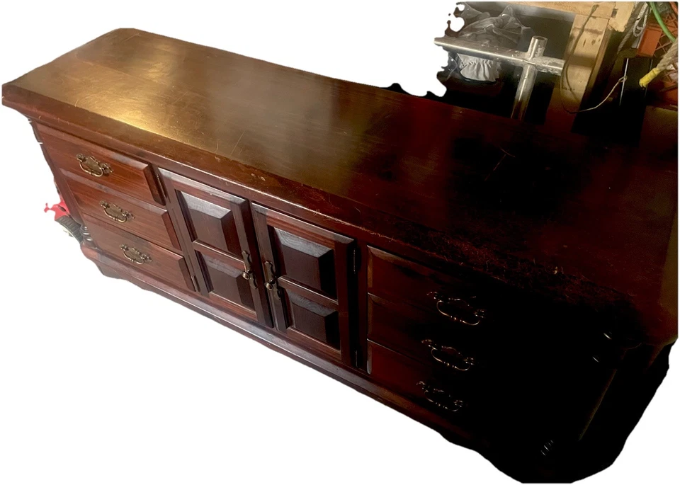 Cómoda vintage Ethan Allen 1979 colección georgiana Foto 4 de 4