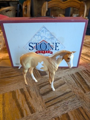 Peter Stone Weanling model horse new In Box