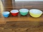 VINTAGE MID CENTURY PYREX PRIMARY COLORS MIXING NESTING BOWLS
