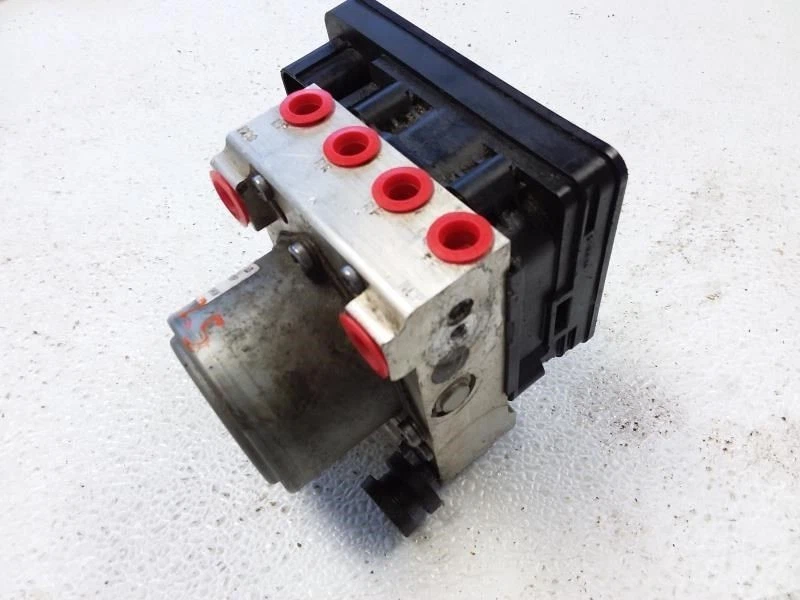 GMC Sierra 1500 2017-2019 ABS bomba de freno antibloqueo módulo ABS de 4 ruedas OEM Foto 2 de 4