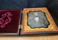 Daguerreotype 6th plate Full Geomet Thermoplastic Case c1850's Well dressed Man