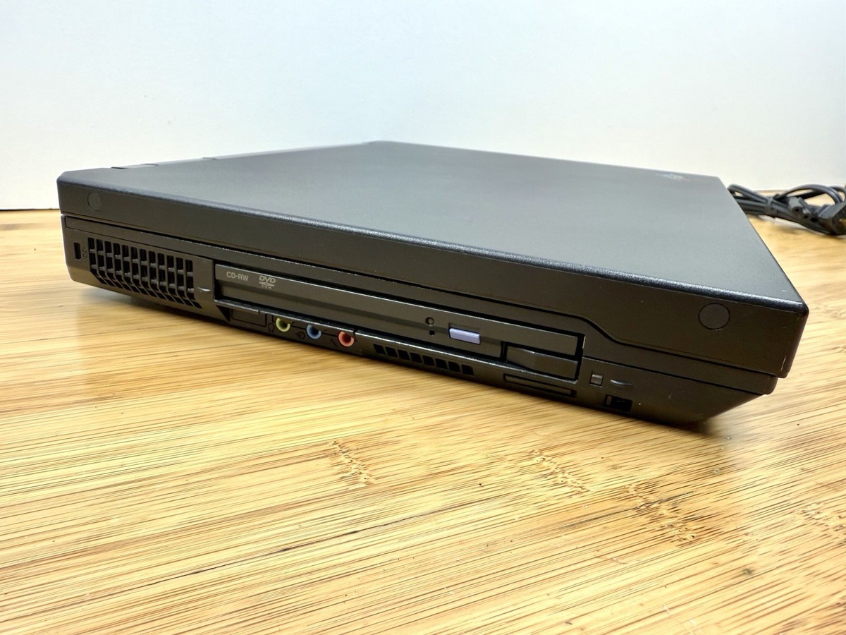 ThinkPad　IBM 2652 IBM Thinkpad A31 Type 2652 Laptop Intel Pentium 4, 1024 MB Ram NO