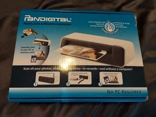Pandigital Photo Slide & Negative Converter PANSCN05R One Touch No SD Card READ