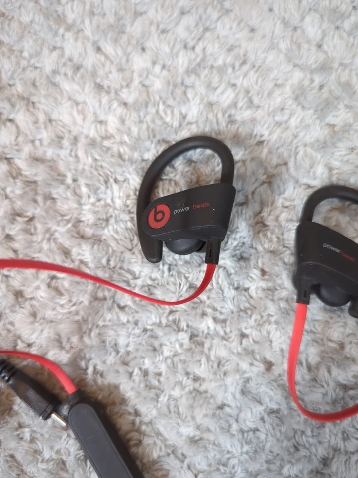 Auriculares internos inalámbricos Beats by Dr. Dre PowerBeats negros/grises Foto 3 de 4