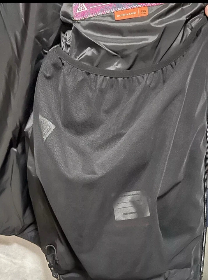 Chaqueta acolchada con capucha para mujer talla S-Nike ACG Lunar Lake PrimaLoft Therma-FIT Foto 4 de 4