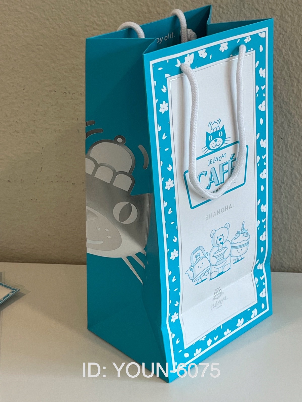 Authentic Jellycat Shanghai CAFÉ Limited Berrity Latte -NWT -Rare - Fast Ship