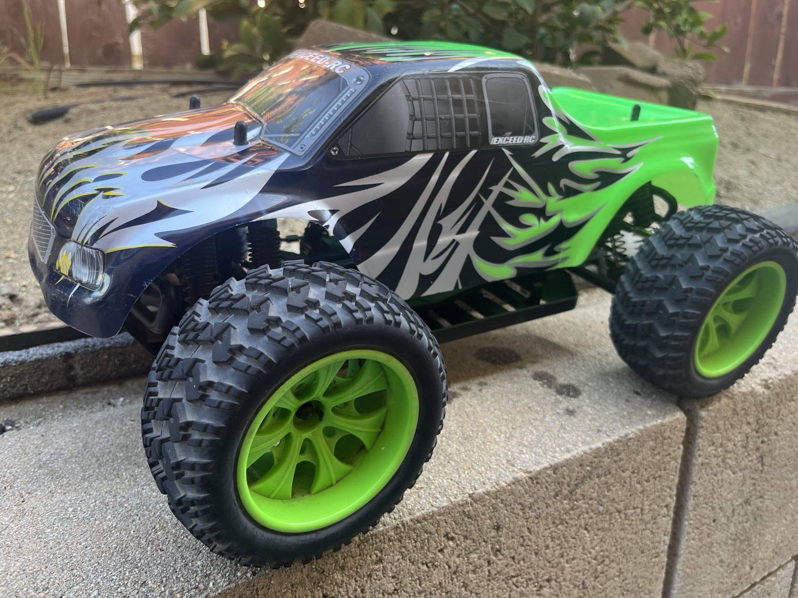 Exceed RC Infinitive EP 1/10 Scale Truck SavaGreen 2.4 G