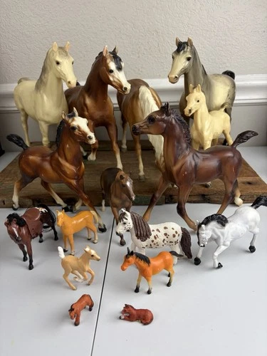 Lot 16 Horses Vintage Collectible Breyer Schleich Land Sea Great Lot