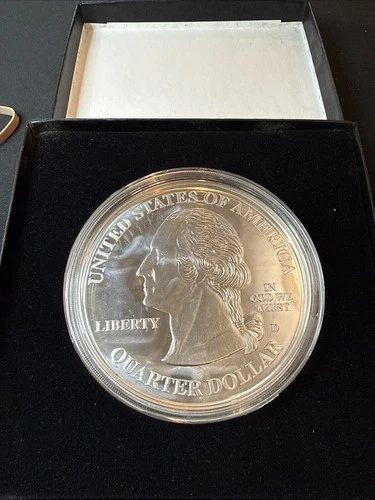 4 Oz .999 Fine Proof. 2001 Hamilton Mint Giant Commemorative 50 State Quarters