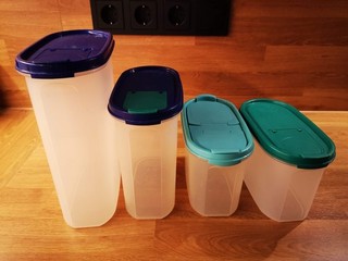 4 x Tupperware Eidgenossen verschiedene Deckel
