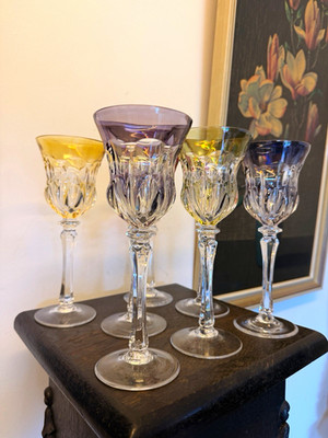 Mehrfarbige geschliffene Glas-Weingläser 7er Set, Höhe 22,5 cm bunte Römergläser