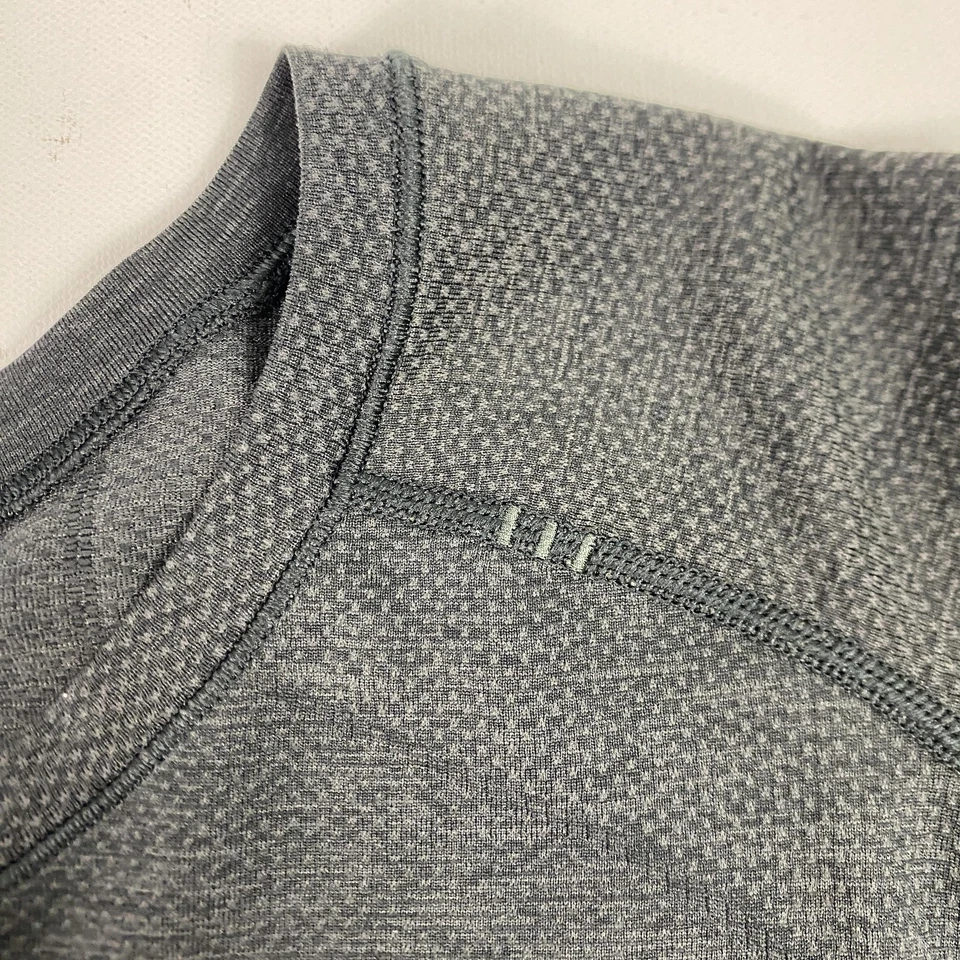 Lululemon Shirt Mens 2XL Gray Short Sleeve Athletic Training Live In Practice - Image 3 of 4