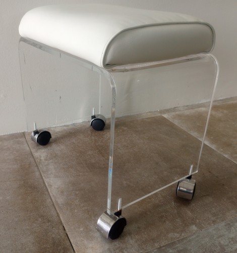 Mid Century Modern Lucite Vanity Stool On Wheels White Vinyl Cushion - Picture 3 of 9