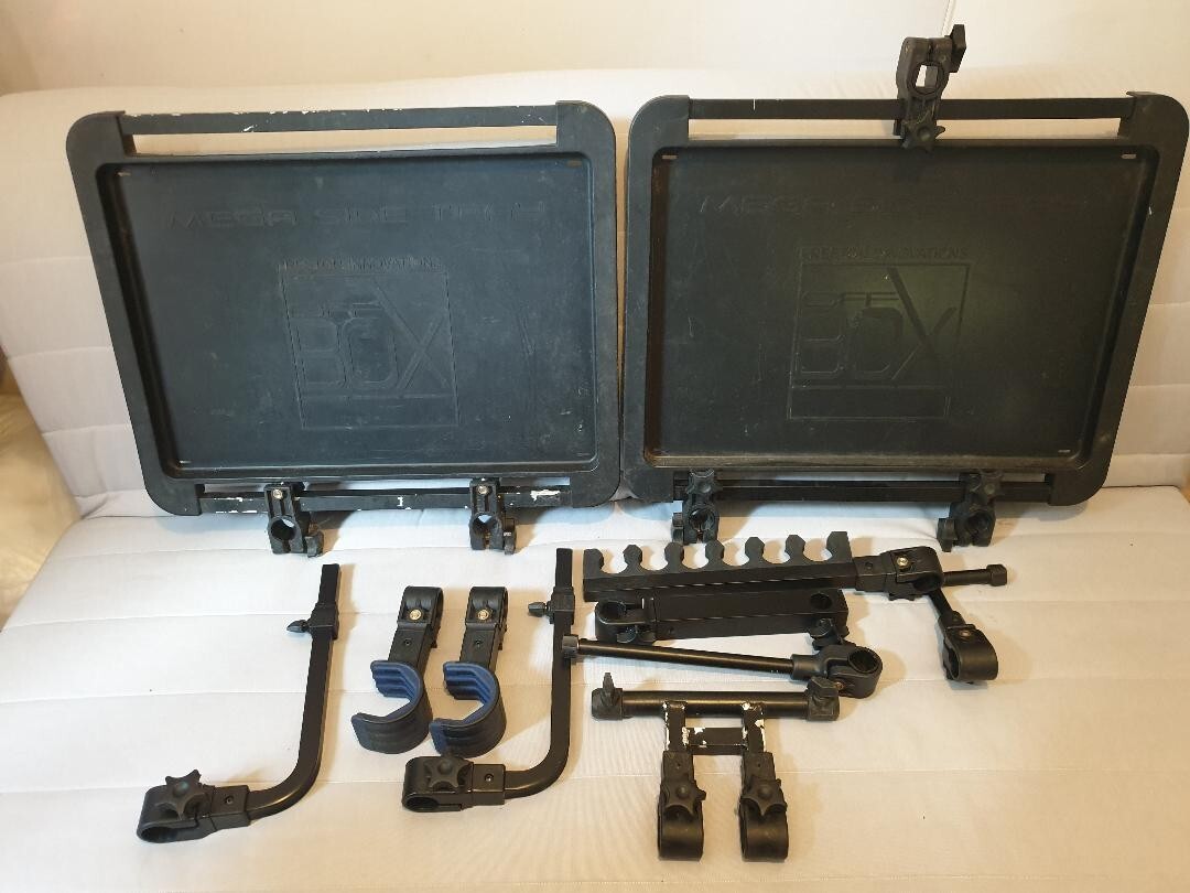 Preston Innovations Fishing Box Swivel Seat & Accessories & 2 wheel