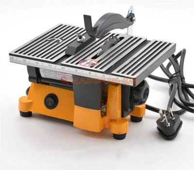 Eine Mini 10.2cm Electric Table Bench Saw DIY Holz Metall Working Schneiden Tool