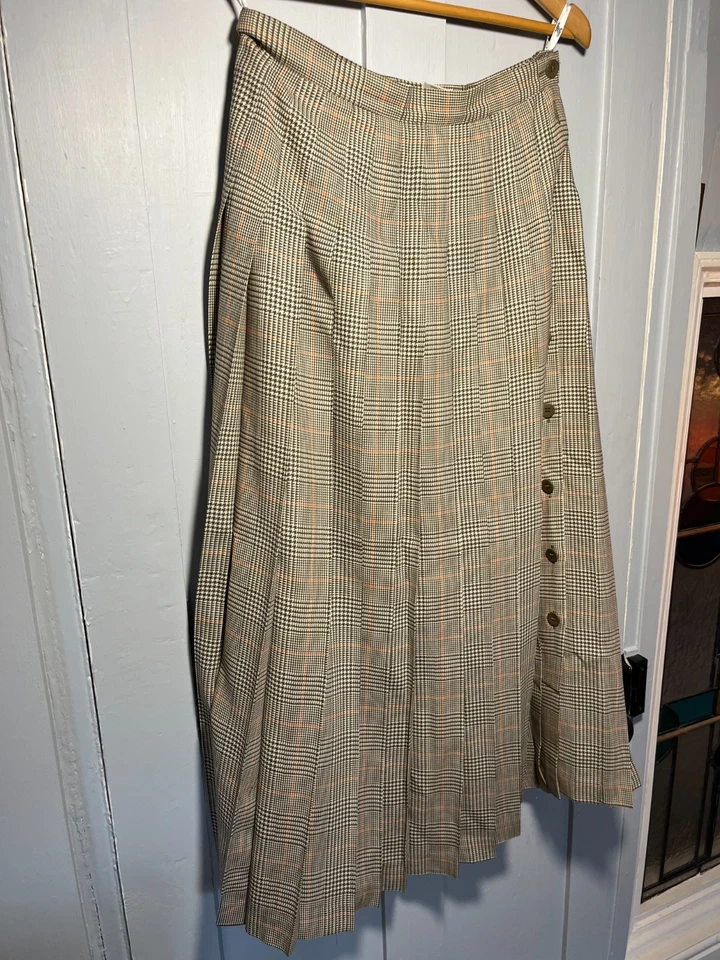 Vintage Classic Jaeger 100% Wool Grey Red and Beige Checked Pattern Skirt UK 14 - Image 3 of 4