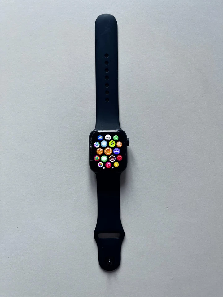 Apple Watch SE (2nd generation), foto 3 di 5