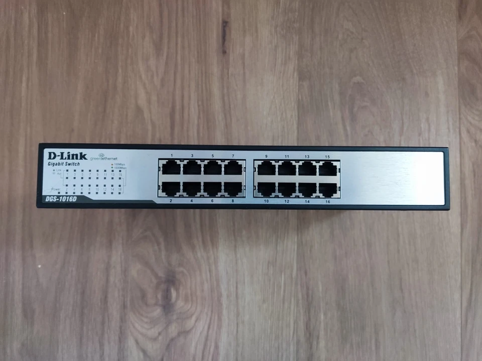 Commutateur Ethernet D-Link DGS-1016D, Switch 16 ports, 10/100/1000 - Photo 2/2