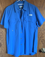 Magellan Blue Fishing Shirt Angler Fit Short Sleeves 2 Pockets Men's Size Large