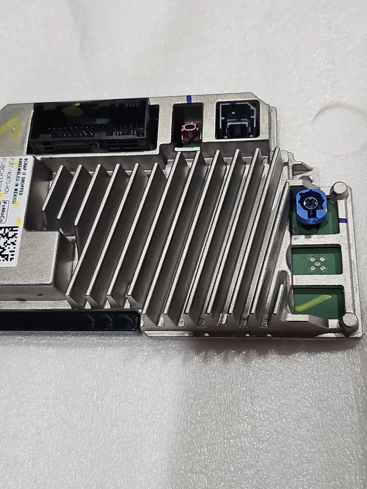 Communication APIM Module Sync 4 Ford F150 2022 PL3T-14G670-FAF Radio - Image 3 of 4