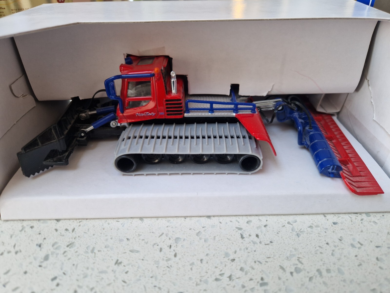 Picture 5 of 5