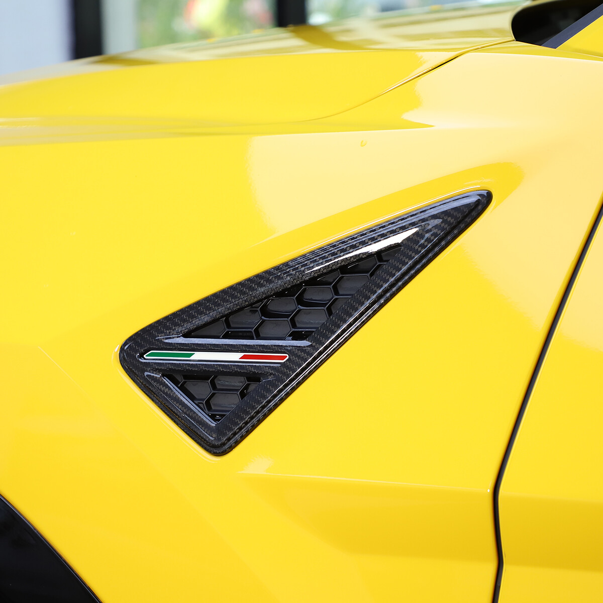 Real Carbon Fiber Side Fender Cover Trim Fit for LAMBORGHINI URUS 2018-2021 2PCS