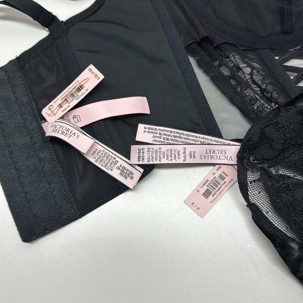 🔥Victoria's Secret 2 pc Set black velvet Bra Corset S-DD