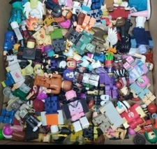 Mixed Lot of 20 Roblox Action Figures Character Toys With Accessories NO CODES